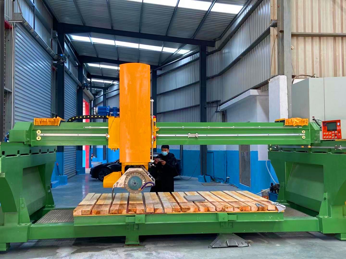 紅外線數(shù)控一體機(jī)